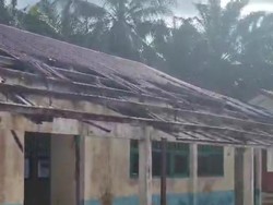 Miris! Ruang Kelas SD Negeri 38 Kaur Rusak Berat dan Terbengkalai