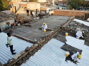 Siasat Warga di Daerah Kumuh India Melawan Panas Ekstrem