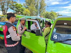 Sidak Terminal Kota Batu, Belasan Angkot Diemukan Tak Laik Jalan
