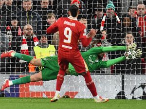 Soal Gagalnya Penalti Darwin Nunez, Slot Ogah Memperbesar