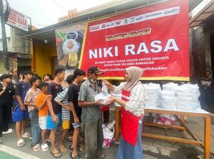 Alfamart-WINGS Group Gaet Warteg di 36 Kota Salurkan 54.000 Paket Berbuka Alfamart-WINGS Group Gaet Warteg di 36 Kota Salurkan 54.000 Paket Berbuka