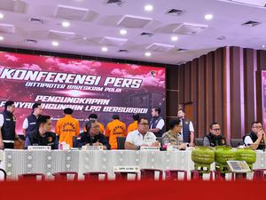 Bareskrim Bongkar Kasus Gas LPG Subsidi Dioplos, 1.797 Tabung Disita Bareskrim Bongkar Kasus Gas LPG Subsidi Dioplos, 1.797 Tabung Disita