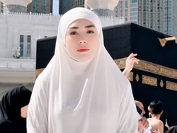 Celine Evangelista Minta Waktu Perdalam Iman
