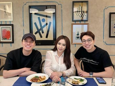 Potret dr Oky Pratama saat Makan Bareng Rekan Bisnis Skincare