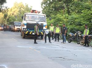 Jalan Nasional Bojonegoro yang Berlubang Jadi Perhatian Jelang Mudik 2025