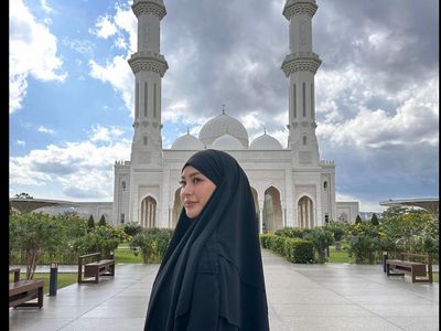 Foto: Megahnya Masjid Malaysia yang Dikunjungi Mantan Bintang Porno Rae Lil Black