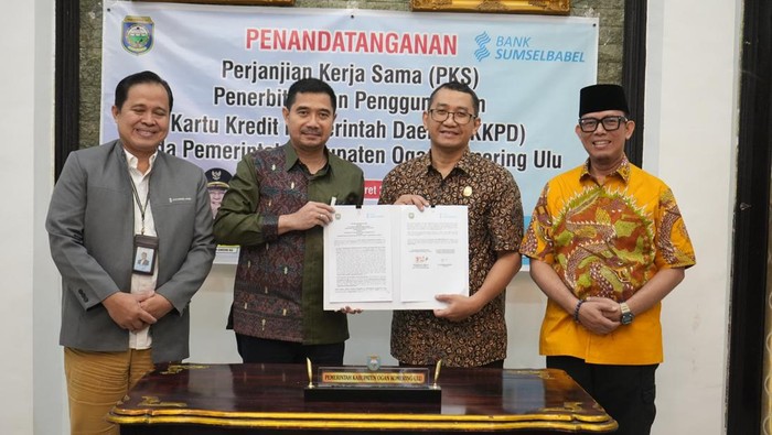 Penandatanganan kolaborasi Pemkab OKU dan BSB