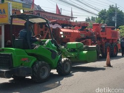 Perbaikan Jalan Rusak Arah Exit Tol Klaten Dikebut Jelang Mudik