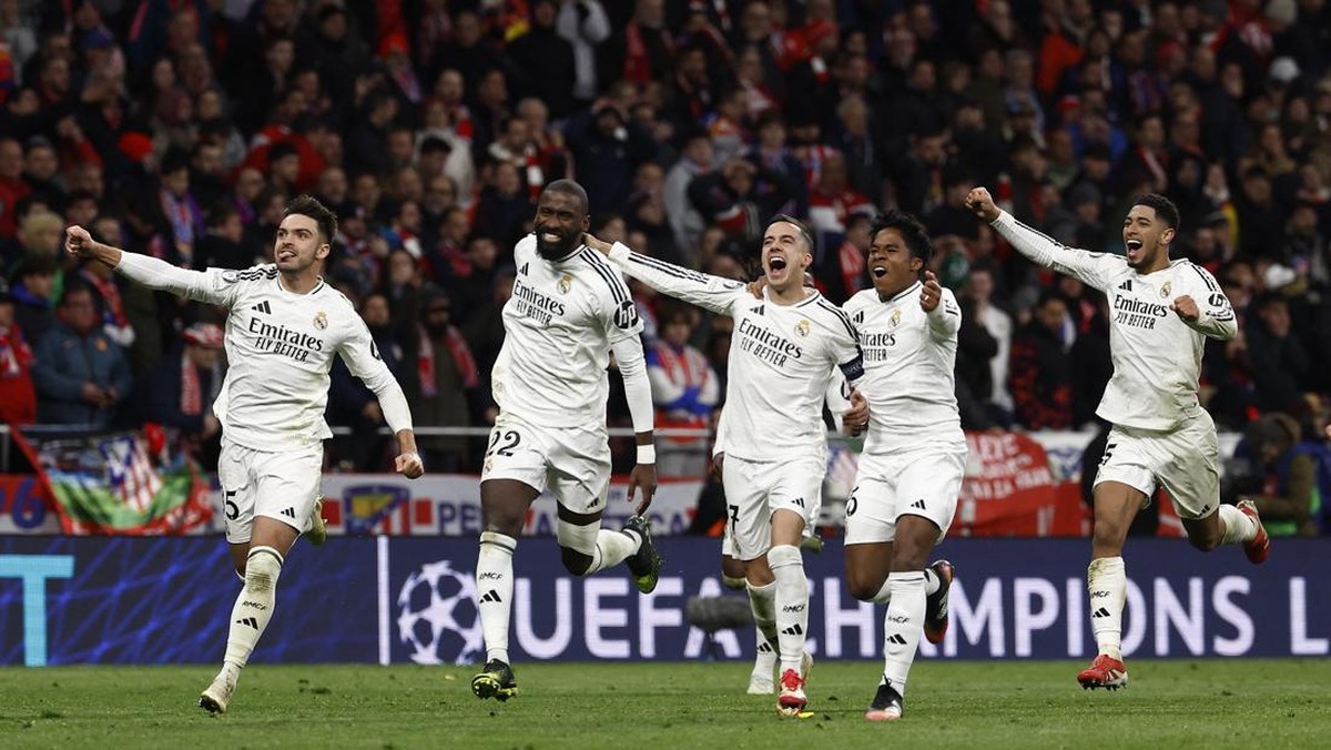 Real Madrid lolos ke perempatfinal Liga Champions usai menang adu penalti atas Atletico Madrid (Foto: REUTERS/Juan Medina)