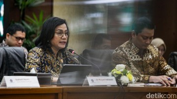 Soroti Perang Dagang AS &amp; Kanada, Sri Mulyani Bilang Begini