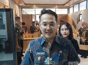 Wawalkot Adhitia Rayu Investor Supaya Bangun Mall di Cimahi Wawalkot Adhitia Rayu Investor Supaya Bangun Mall di Cimahi