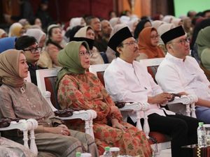 Bukber Bersama Pegawai, Gus Ipul Minta Tingkatkan Solidaritas-Kepedulian