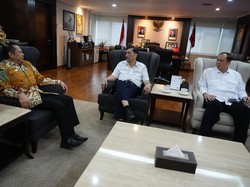 Pemerintah Akan Tindak Ormas Preman yang Ganggu Investasi