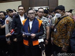 Hasto Klaim Tak Punya Motif Rintangi KPK Tangkap Harun Masiku