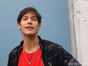 Respons Santai Naufal Samudra Dicap Red Flag dan Suka Gonta-ganti Pacar Respons Santai Naufal Samudra Dicap Red Flag dan Suka Gonta-ganti Pacar