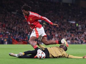 Patrick Dorgu: Ambisi MU 100 Persen Mau Juara Premier League