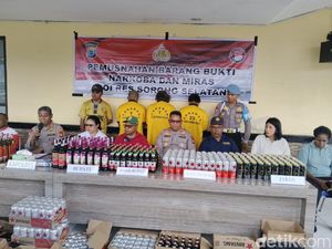 Polres Sorong Selatan Musnahkan 1.688 Botol Miras-570 Liter Cap Tikus Sitaan