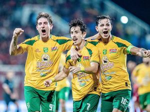 Persebaya Negosiasi 70-80 Persen Skuad untuk Musim Depan Persebaya Negosiasi 70-80 Persen Skuad untuk Musim Depan