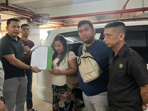 Polda Banten Tangkap Bos Perusahaan di Tangerang Sunat Takaran Minyakita Polda Banten Tangkap Bos Perusahaan di Tangerang Sunat Takaran Minyakita