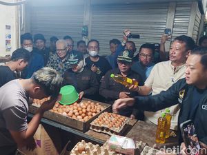 Skandal Takaran MinyaKita Bikin Penjualan di KBB Menurun