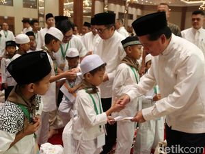 Ramadan, Ribuan Anak Yatim Terima Santunan Ramadan, Ribuan Anak Yatim Terima Santunan
