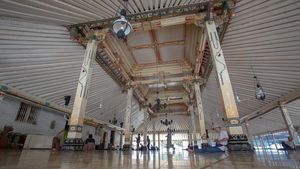 Singgah Sejenak di Masjid Kesultanan Yogyakarta