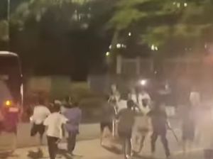 Video: Heboh Tawuran Perang Sarung di Jalanan Jaktim Bikin Macet