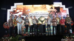 Wakapolri-CT Hadiri Acara Mudik Aman Keluarga Nyaman Bareng Korlantas