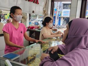 Tren Gadai Emas Naik hingga 6 Persen Jelang Lebaran Tren Gadai Emas Naik hingga 6 Persen Jelang Lebaran