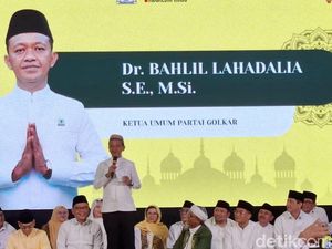 Bahlil di Ponpes Tasikmalaya: Ini Bukan Tahun Politik, Tapi Tahun Minta Doa