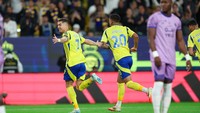 Klub Arab Saudi. Klub-klub Arab Saudi sudah sedemikian agresif merekrut pemain top. Jika Mourinho melatih salah satu klubnya, pamor Saudi Pro League diyakini bakal kian menjulang. Foto: Yasser Bakhsh/Getty Images
