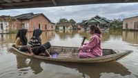 Desa di Jambi Terendam Banjir Akibat Sungai Meluap