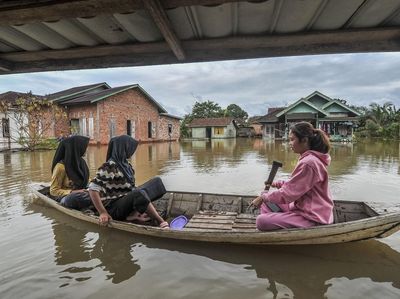 Desa di Jambi Terendam Banjir Akibat Sungai Meluap