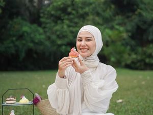 Ini Keseruan Dara Arafah Saat Makan Kue hingga Es Krim Ini Keseruan Dara Arafah Saat Makan Kue hingga Es Krim