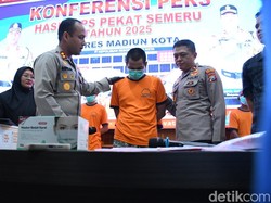 Gadis Madiun Jadi Korban Dukun Cabul yang Dikenalnya Via Facebook