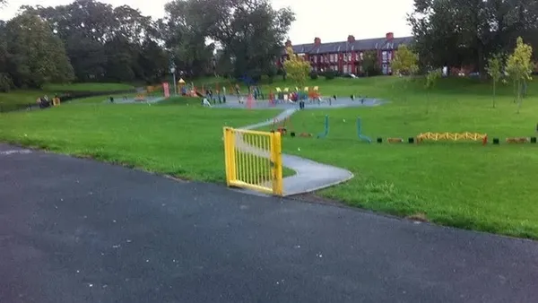 Kalau Kamu Perfeksionis Mending Jangan Lihat Foto Ini Deh, Bikin Kesel