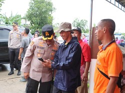 Polres Grobogan Datangi Korban Banjir Jemput Bola Pelayanan Surat Kehilangan