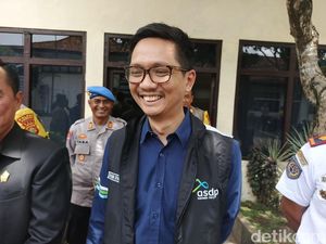 3 Kapal Besar Disiagakan Jelang Arus Mudik di Selat Bali 3 Kapal Besar Disiagakan Jelang Arus Mudik di Selat Bali