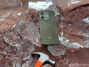 Nasib Oppo A5 Pro Dihajar Habis-habisan, Dibekukan hingga Dihantam Palu
