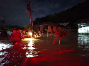 Banjir di Parigi Moutong Sulteng: 4 Rumah Hanyut-55 KK Mengungsi