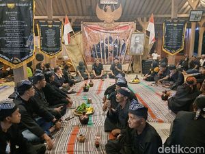 Sedulur Sikep Gelar 118 Tahun Samin Surosentiko, Ada Lamporan hingga Brokohan Sedulur Sikep Gelar 118 Tahun Samin Surosentiko, Ada Lamporan hingga Brokohan