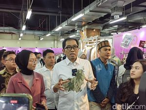 Blusukan ke Tanah Abang, Wamenperin Tepis Produk Lokal Kalah Saing Blusukan ke Tanah Abang, Wamenperin Tepis Produk Lokal Kalah Saing