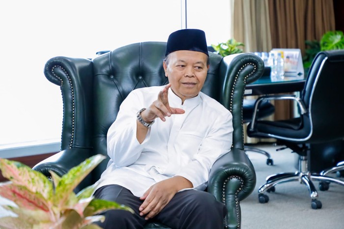 Wakil MPR RI Hidayat Nur Wahid (HNW)
