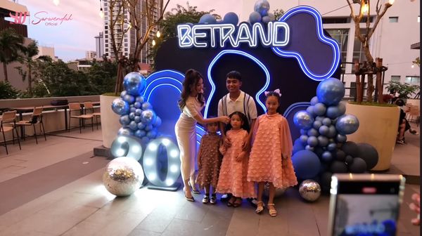 8 Foto Ultah ke-20 Betrand Peto, Dapat Hadiah Mobil Dari Sarwendah