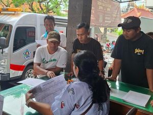 Pemkot Denpasar Jemput Bola Pelayanan KTP-el di Hari Libur Pemkot Denpasar Jemput Bola Pelayanan KTP-el di Hari Libur