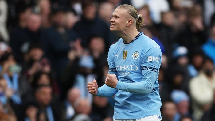 Erling Haaland Soccer Football - Premier League - Manchester City v Brighton & Hove Albion - Etihad Stadium, Manchester, Britain - March 15, 2025 Manchester Citys Erling Haaland celebrates scoring their first goal Action Images via Reuters/Lee Smith EDITORIAL USE ONLY. NO USE WITH UNAUTHORIZED AUDIO, VIDEO, DATA, FIXTURE LISTS, CLUB/LEAGUE LOGOS OR LIVE SERVICES. ONLINE IN-MATCH USE LIMITED TO 120 IMAGES, NO VIDEO EMULATION. NO USE IN BETTING, GAMES OR SINGLE CLUB/LEAGUE/PLAYER PUBLICATIONS. PLEASE CONTACT YOUR ACCOUNT REPRESENTATIVE FOR FURTHER DETAILS..