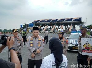 Polres Jombang Sosialisasikan Layanan 110 untuk Mudik Aman dan Nyaman Polres Jombang Sosialisasikan Layanan 110 untuk Mudik Aman dan Nyaman