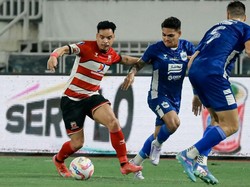 Hasil Liga 1: 10 Pemain Madura United Kalahkan PSIS 2-1