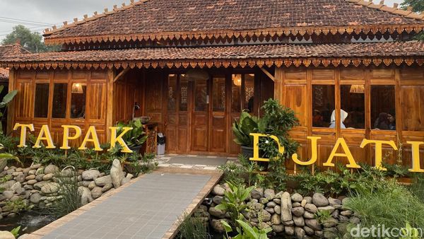 Sedap! Pecak Ikan hingga Ayam Goreng Nikmat di Resto Joglo Bekasi