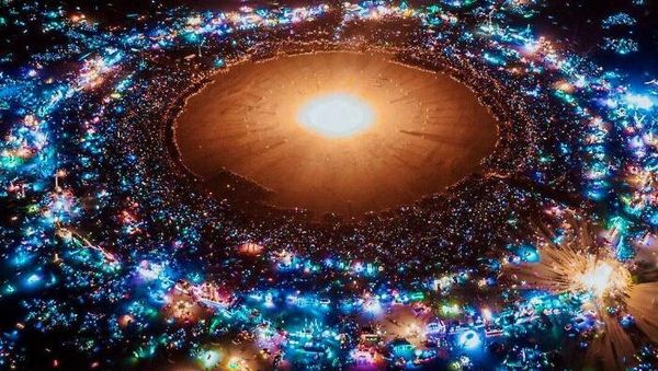 Tampak Seperti Editan, Tapi Foto Ini Nyata Terjadi